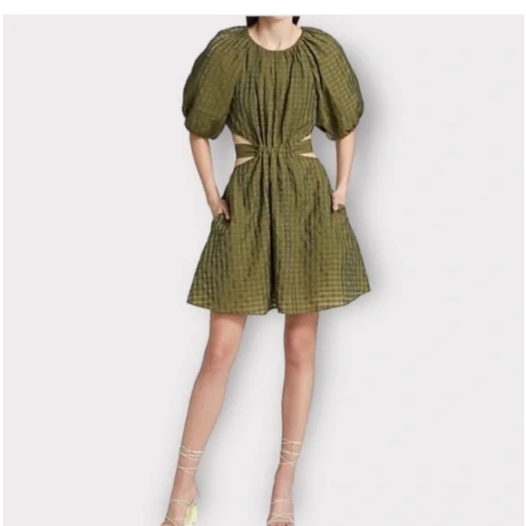 Moon River Dresses & Skirts - Moon river green cutout dress